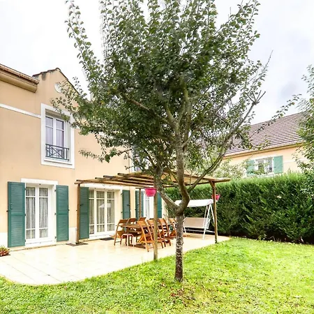 Sunny House * Bailly-Romainvilliers